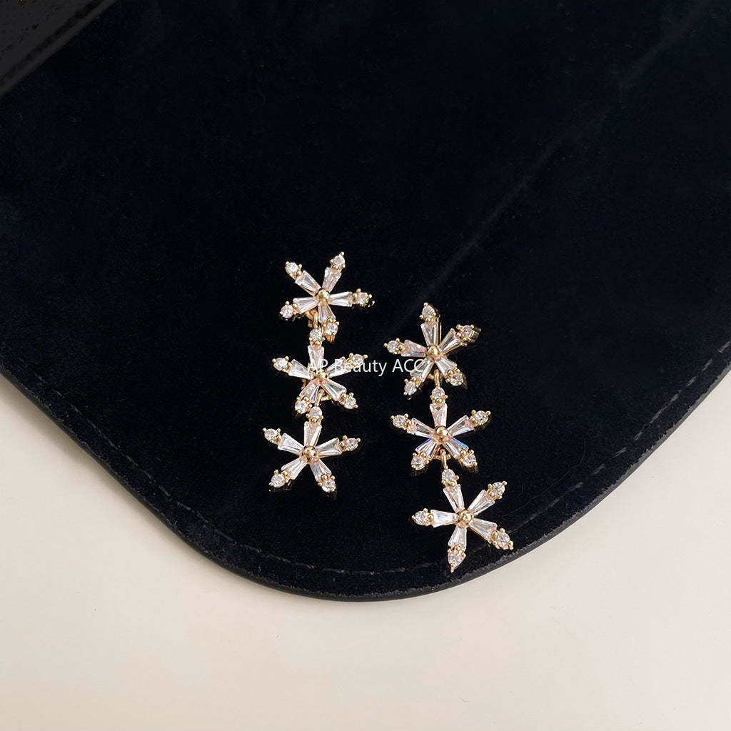 C관 - 큐빅 플라워 롱 드롭 은침 귀걸이 [5698] 25.03-2