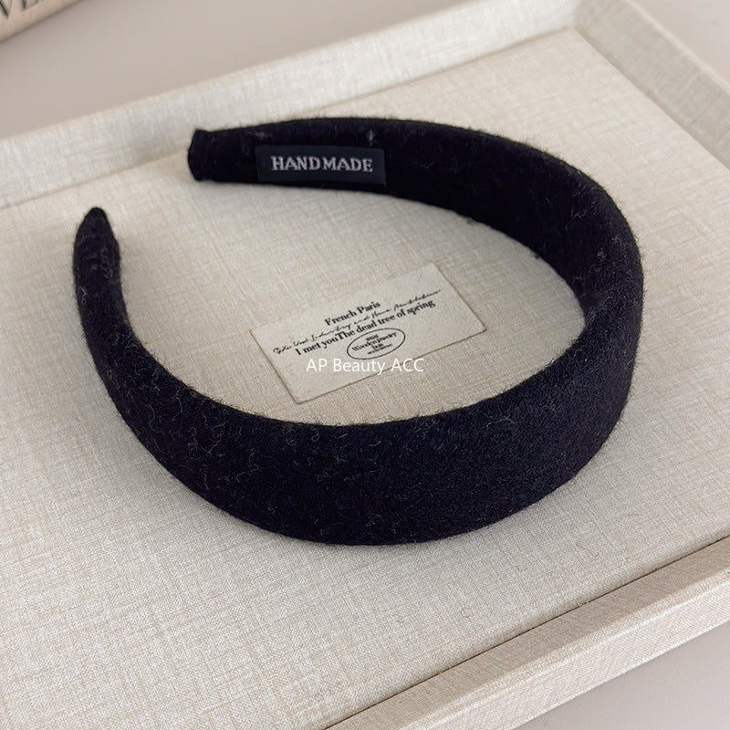 E관 - 컬러 울 패브릭 쿠션 와이드 머리띠 [27562] 25.10-3