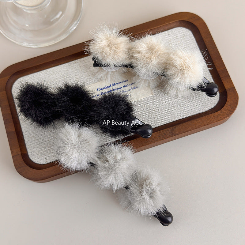 E관 - 퍼 소재 3구 디자인 집게핀 [27660] 25.11-2