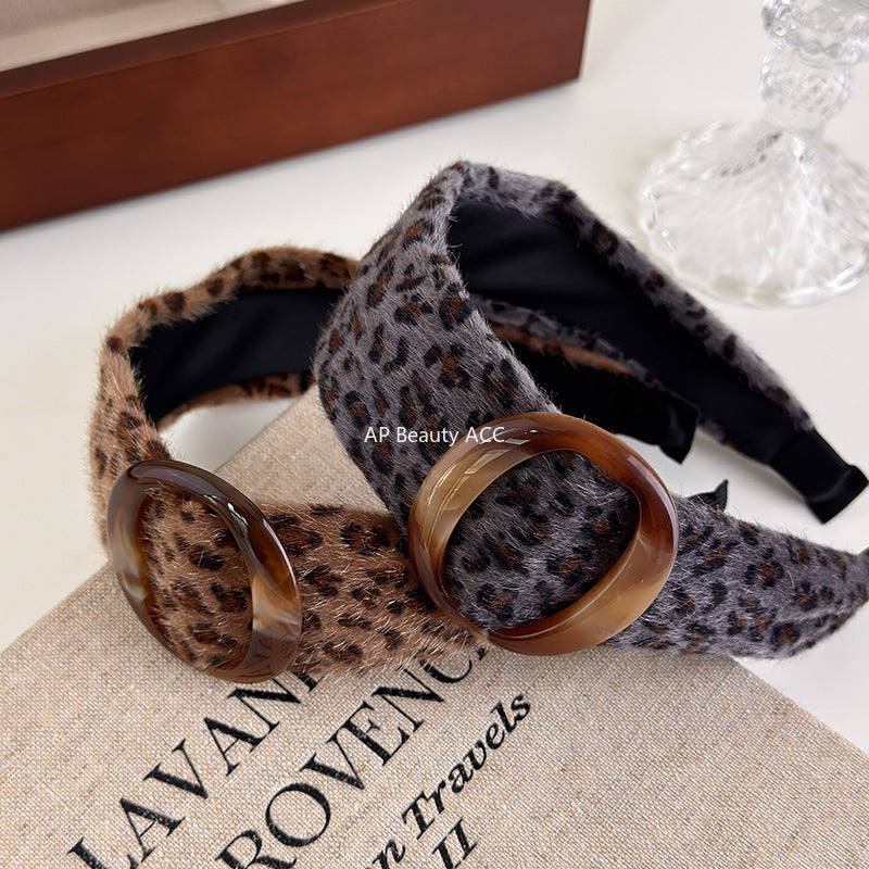 E관 - 호피 패턴 퍼 와이드 빈티지 머리띠 [27531] 25.10-1