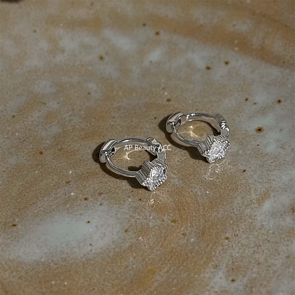 C관 - 미니멀 별 모양 큐빅 귀걸이 [5534] 25.02-2