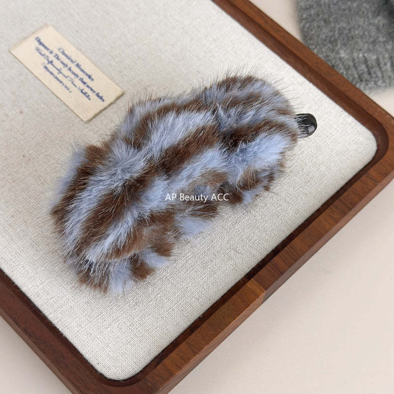 E관 - 퍼 소재 3구 디자인 호피무늬 집게핀 [27619] 25.10-5