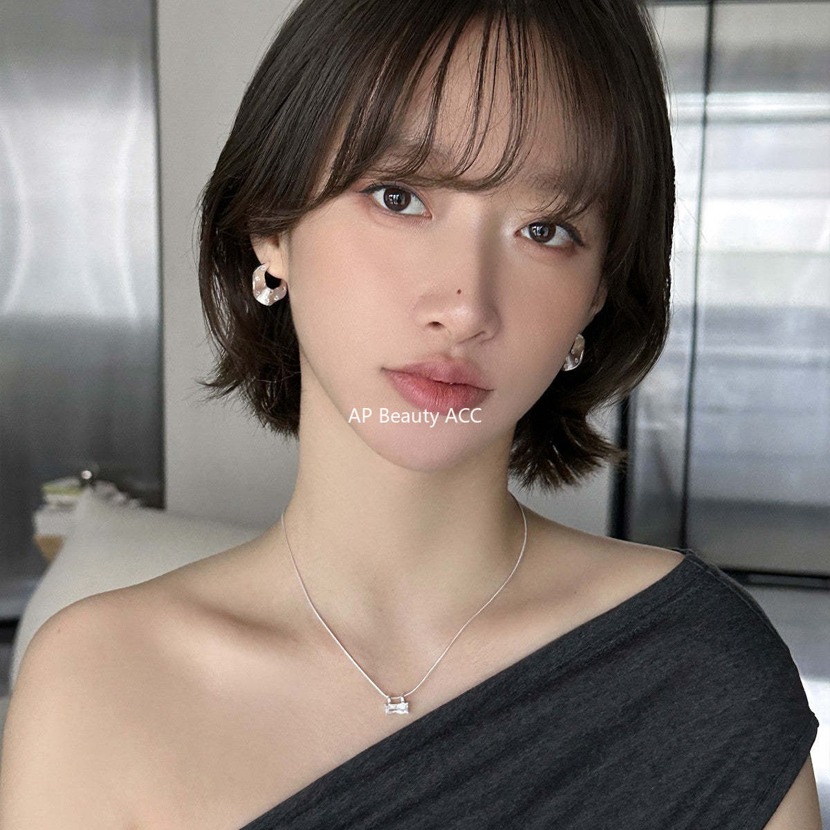 A관 - 큐빅 주름무늬 디자인 대형 스터드 귀걸이 [EH-4185] 25.10-5