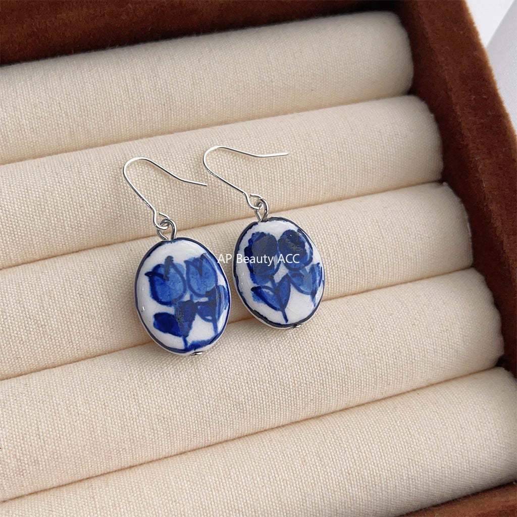 C관 - 청화 도자기 수공예 손그림 고전적 꽃 귀걸이 [3762] 24.04-1