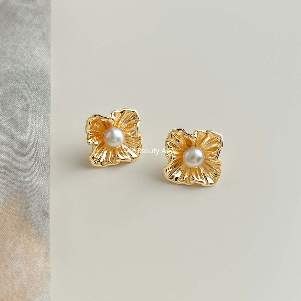 C관 - 14K 도금 925 은침 담수 진주 플라워 귀걸이 [5594] 25.02-3