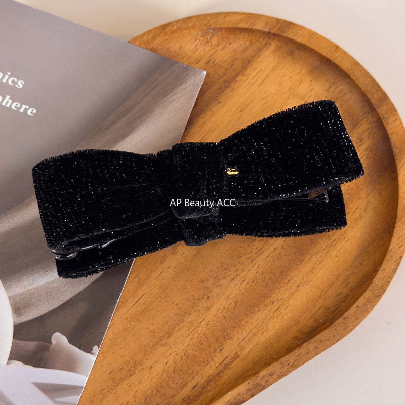 E관 - 글리터 벨벳 리본 모양 바나나 집게핀 [27763] 25.12-1