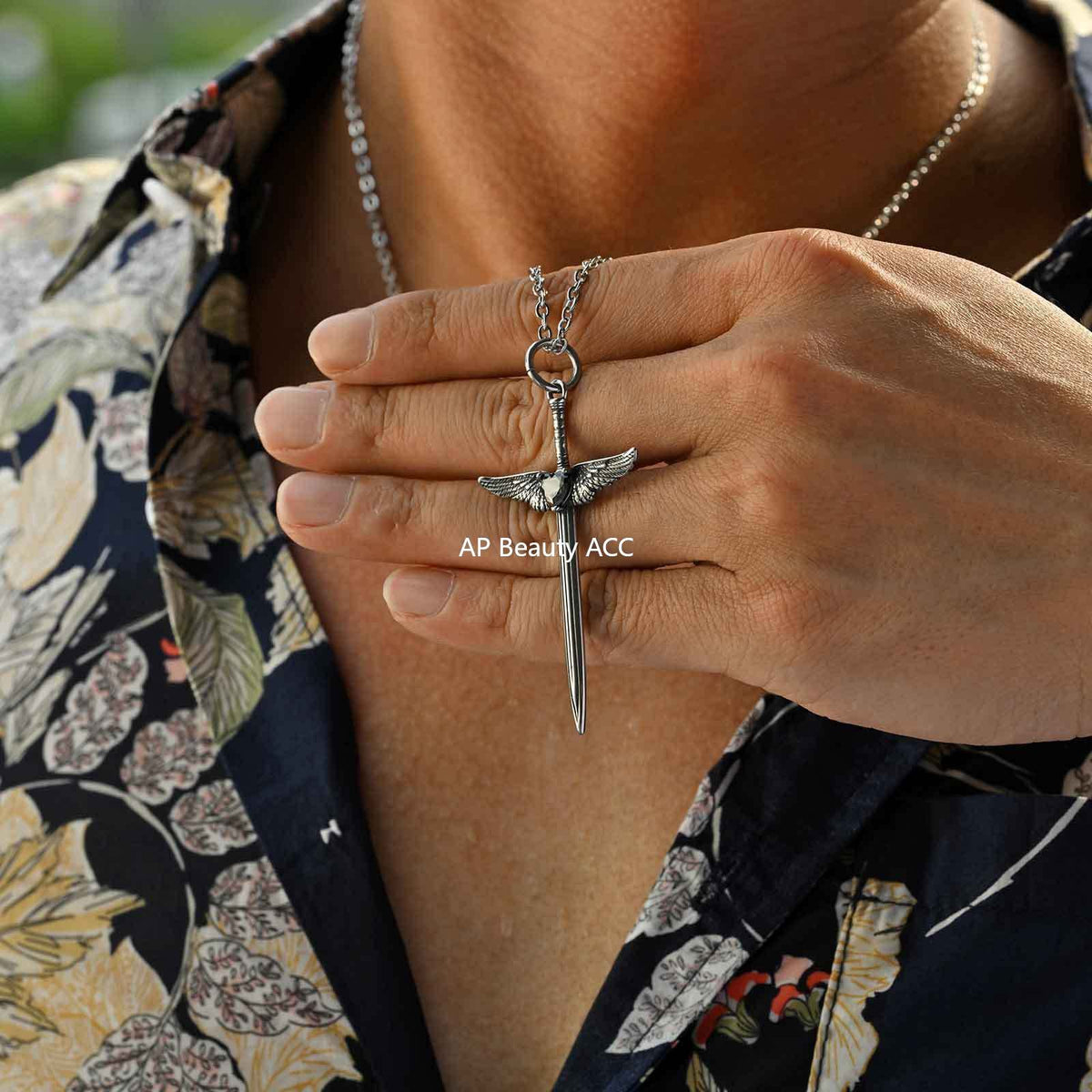 G관 - 스테인리스 스틸 블랙 소드 날개 펜던트 목걸이 [PN-2245] 25.10-4