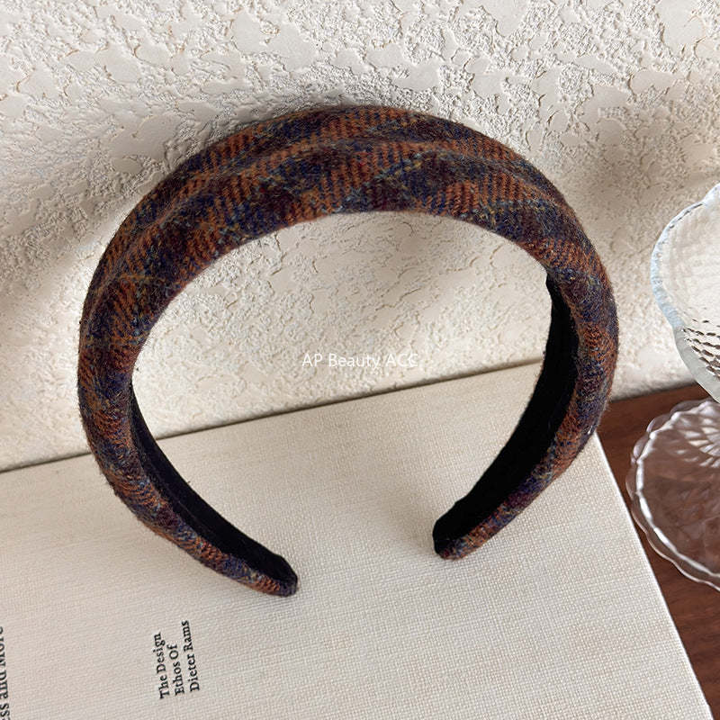 E관 - 체크 니트 입체 와이드 머리띠 [27500] 25.09-4