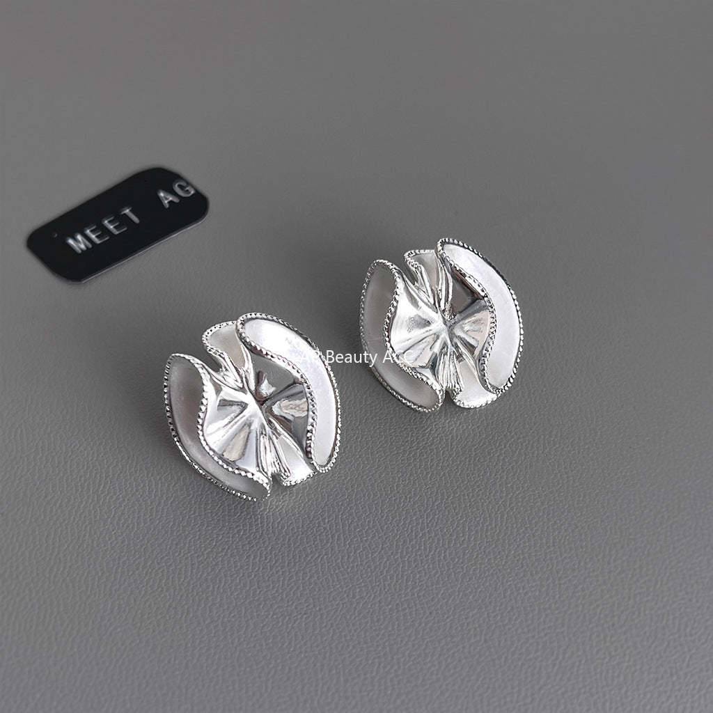 C관 - 무광 플라워 주름 디자인 925 은침 귀걸이 [7138] 25.11-4