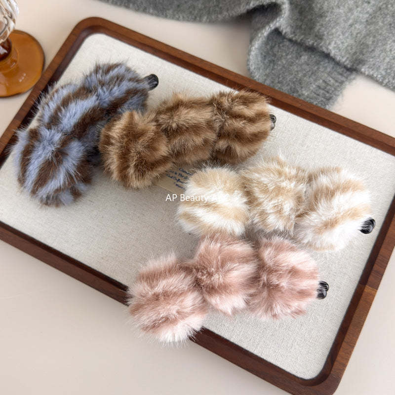 E관 - 퍼 소재 3구 디자인 호피무늬 집게핀 [27619] 25.10-5