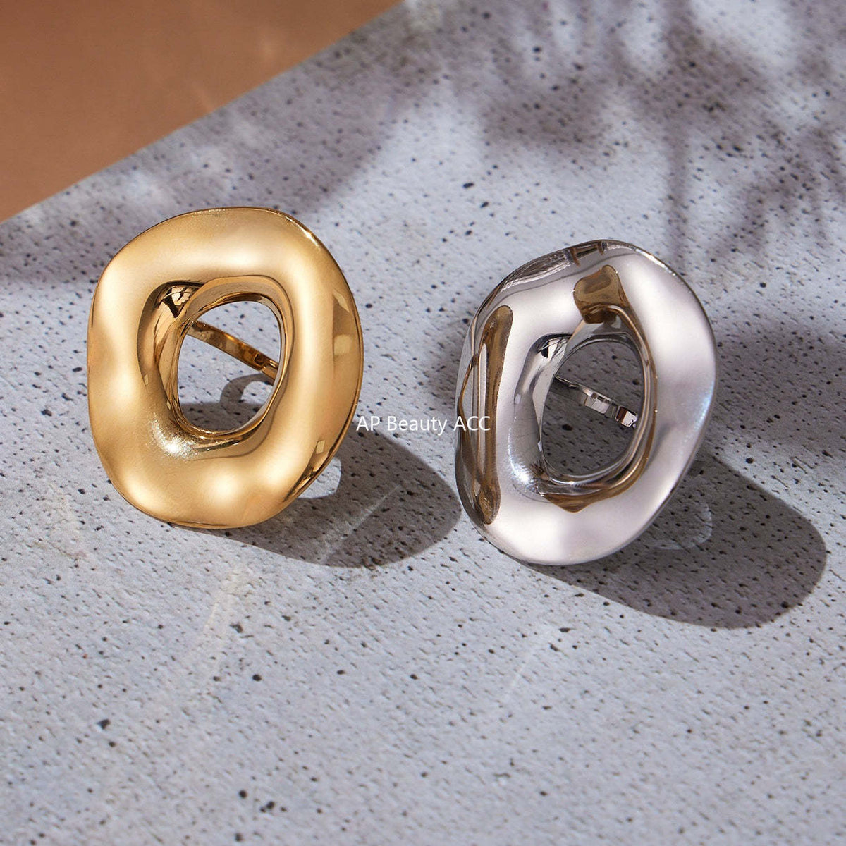 D관 - 불규칙 원형 스테인리스 스틸 18K 도금 오픈형 반지 [A701] 25.09-4
