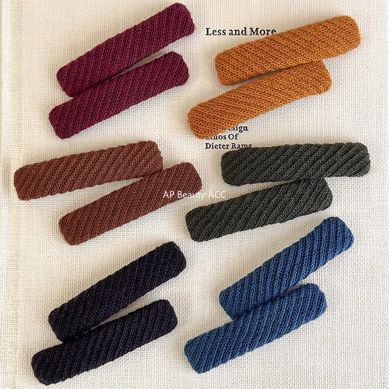 E관 - 니트 울 사각형 헤어핀 [27490] 25.09-4