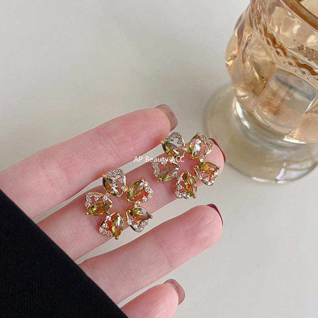 C관 - 올리브 그린 꽃 미니 큐빅 고급스러운 14K 도금 은침 귀걸이 [3766] 24.04-1