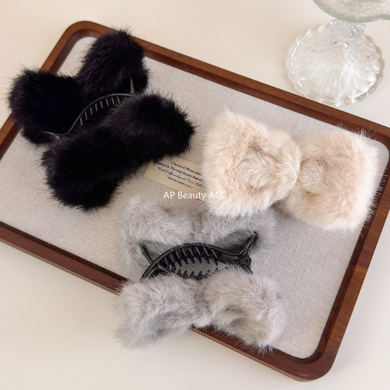 E관 - 퍼 리본 디자인 올림머리 집게핀 [27545] 25.10-1