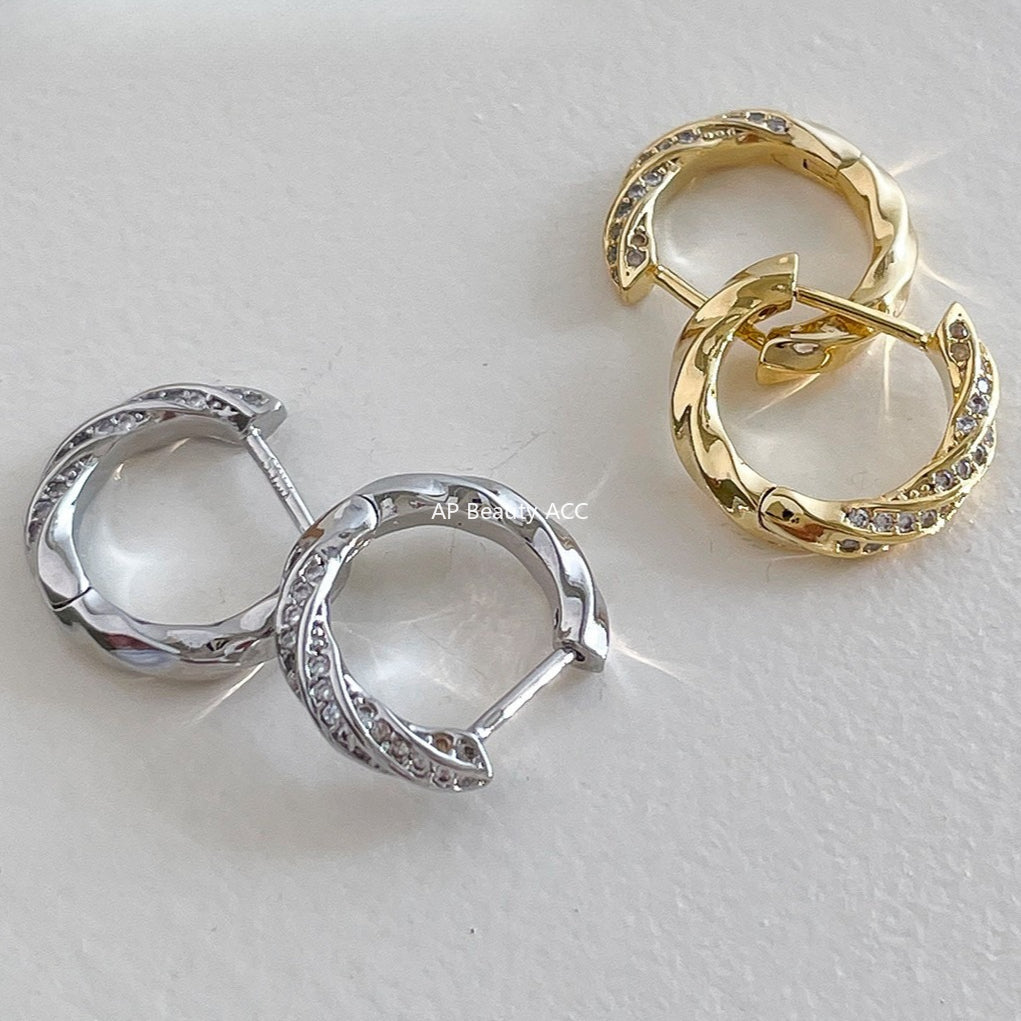 A관 - 925 은침 뫼비우스 큐빅 후프 귀걸이 [EH-4194] 25.10-3