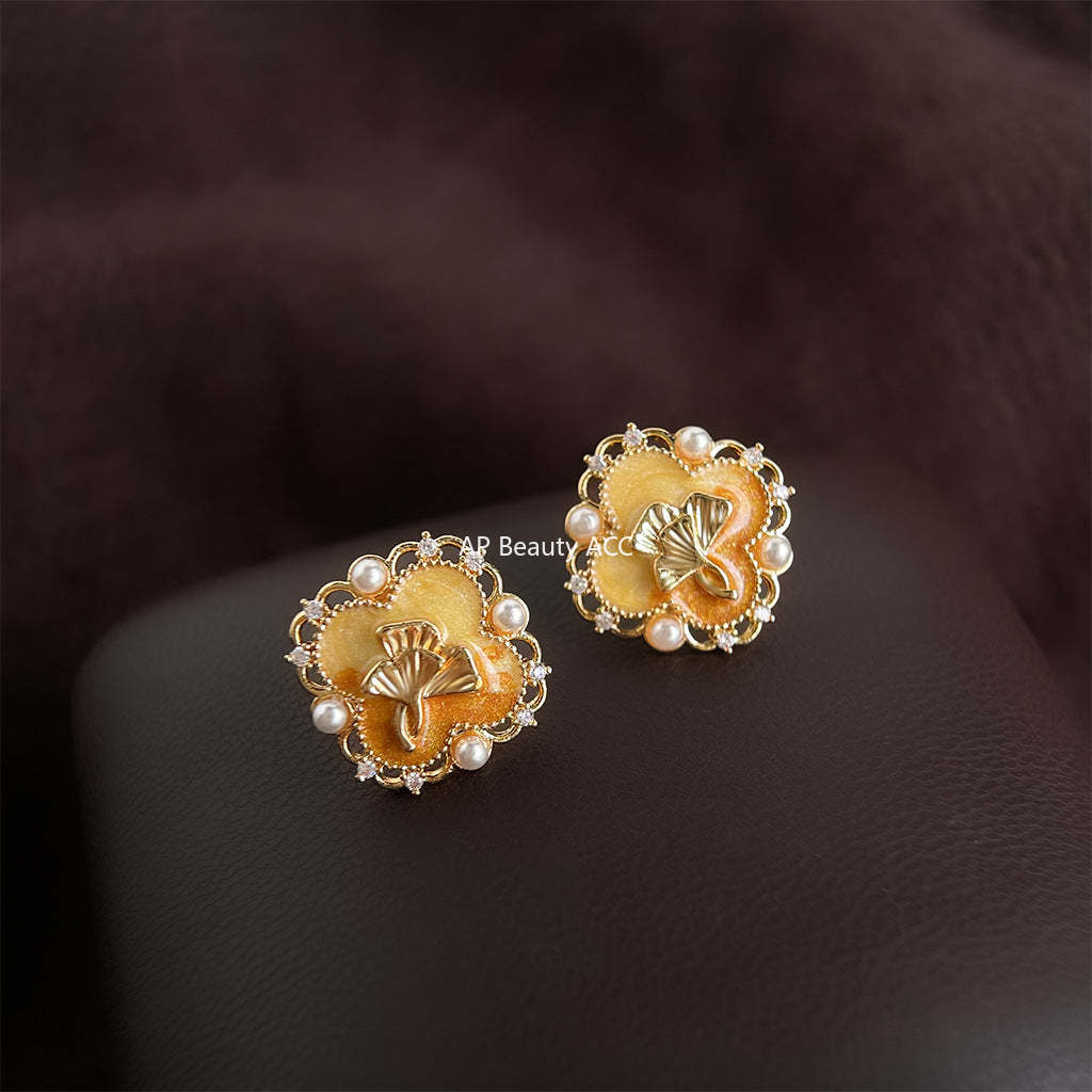 C관 - 925 은침 핸드페인팅 은행잎 진주 디자인 귀걸이 [6960] 25.10-4