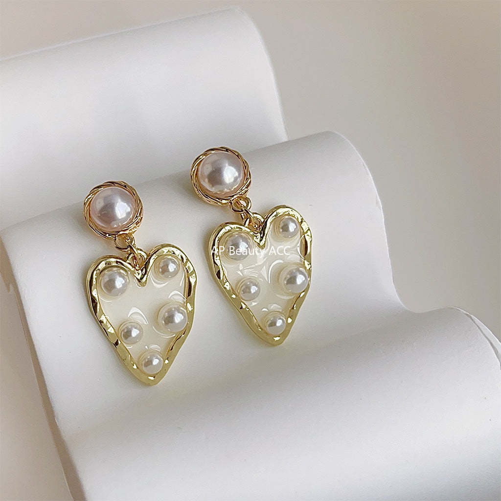 C관 - 예술적인 감성 사랑스러운 하트 14K 도금 진주 귀걸이 [3730] 24.04-1
