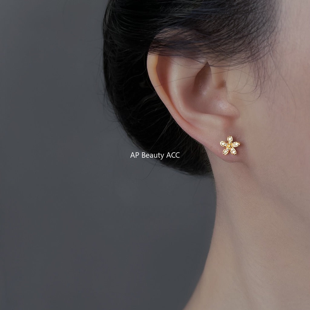 C관 - 925 은침 큐빅 미니 플라워 귀걸이 [6928] 25.10-3