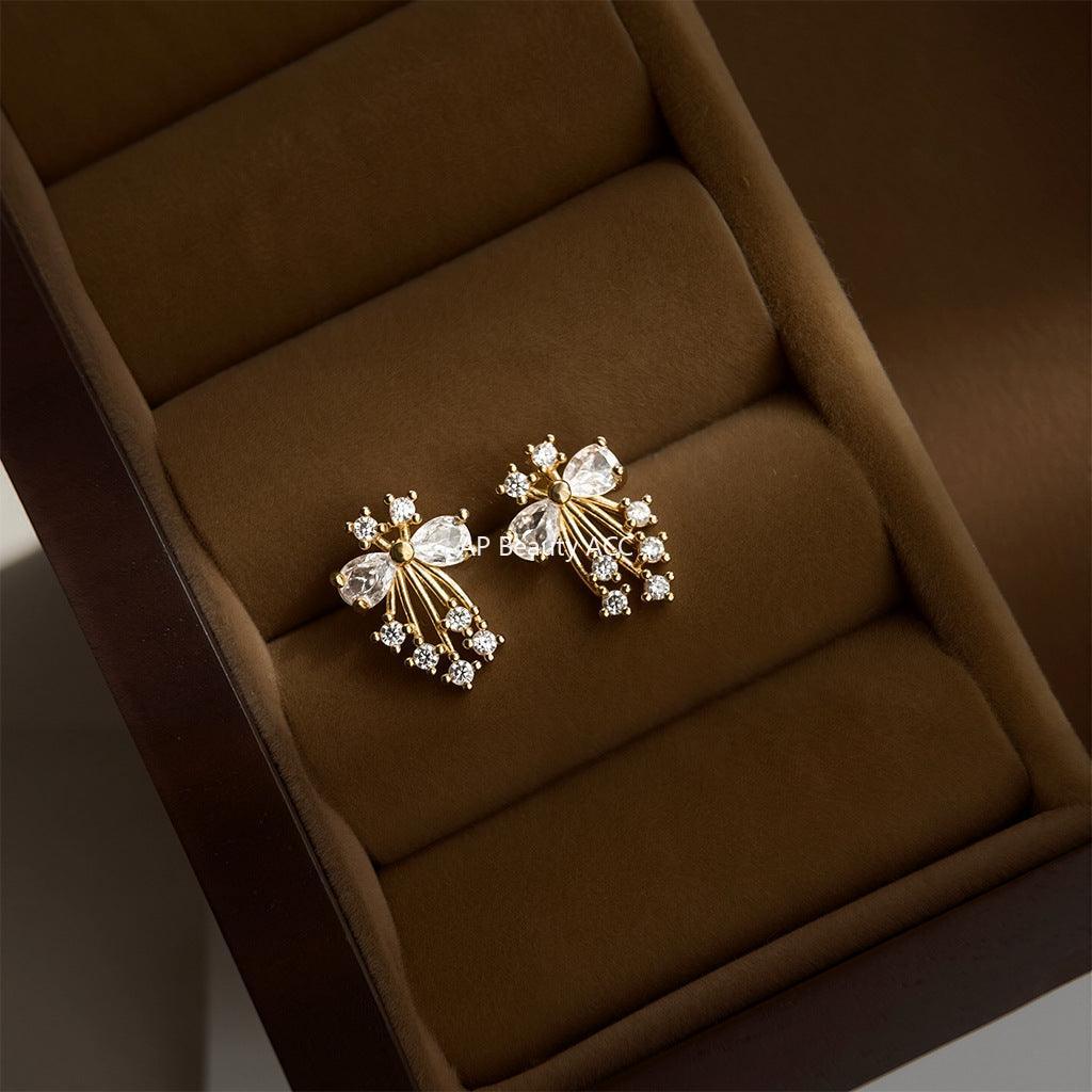 C관 - 큐빅 플라워 나비 18K 도금 귀걸이 [5770] 25.04-2