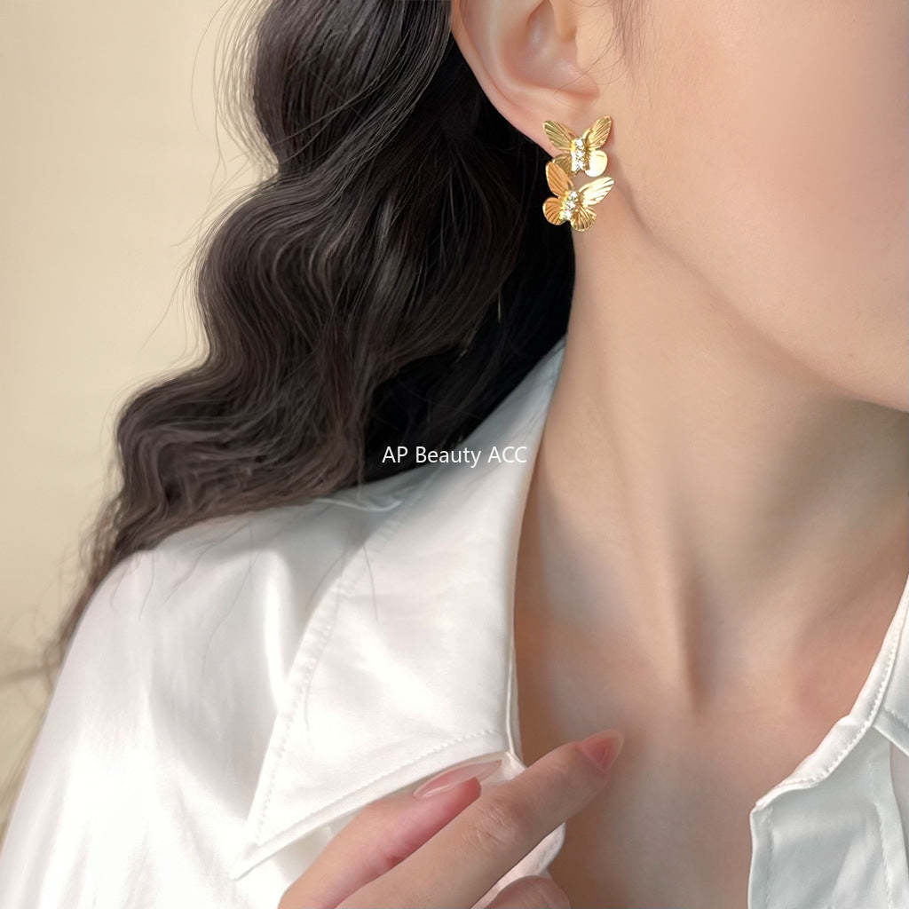 C관 - 입체 나비 큐빅 은침 귀걸이 [5867-5868] 25.04-3