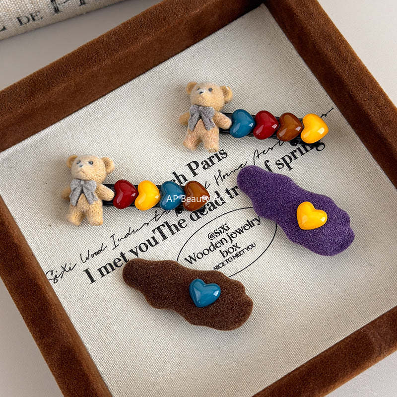 E관 - 벨벳 곰 하트 장식 사이드 앞머리 헤어핀 [27596] 25.10-4