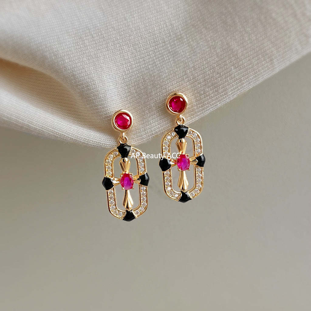 C관 - 925 은침 로즈핑크 미니 큐빅 십자가 디자인 귀걸이 [6985] 25.10-5