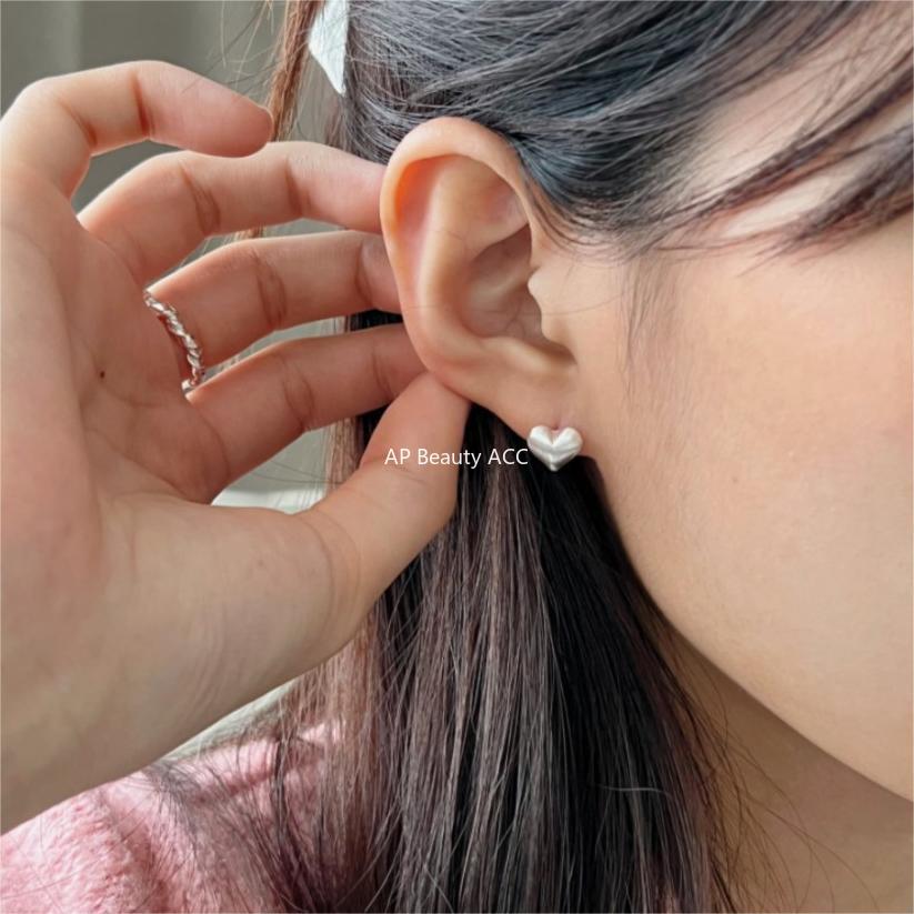 F관 - 925 실버 하트 브러시드 귀걸이 [C1191] 25.12-3