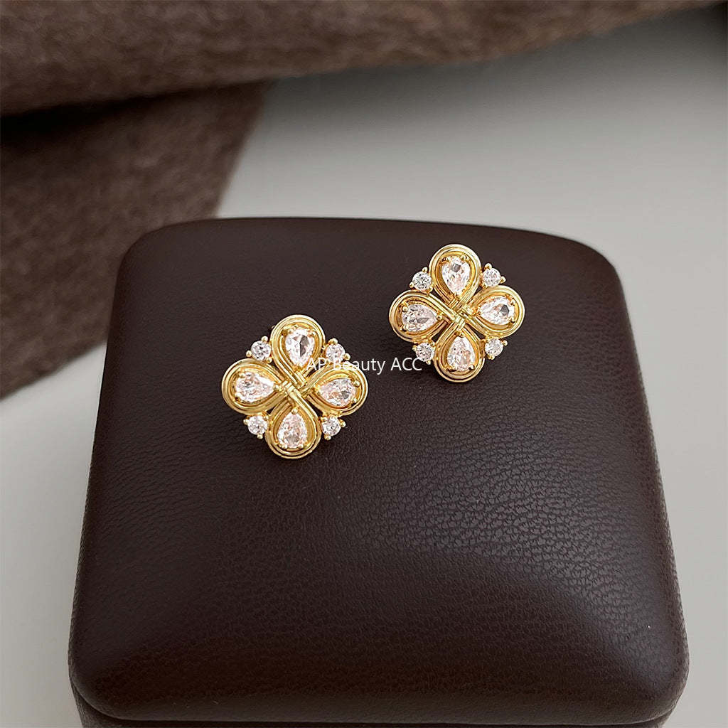 C관 - 매듭 큐빅 클로버 디자인 925 은침 귀걸이 [7155] 25.11-4