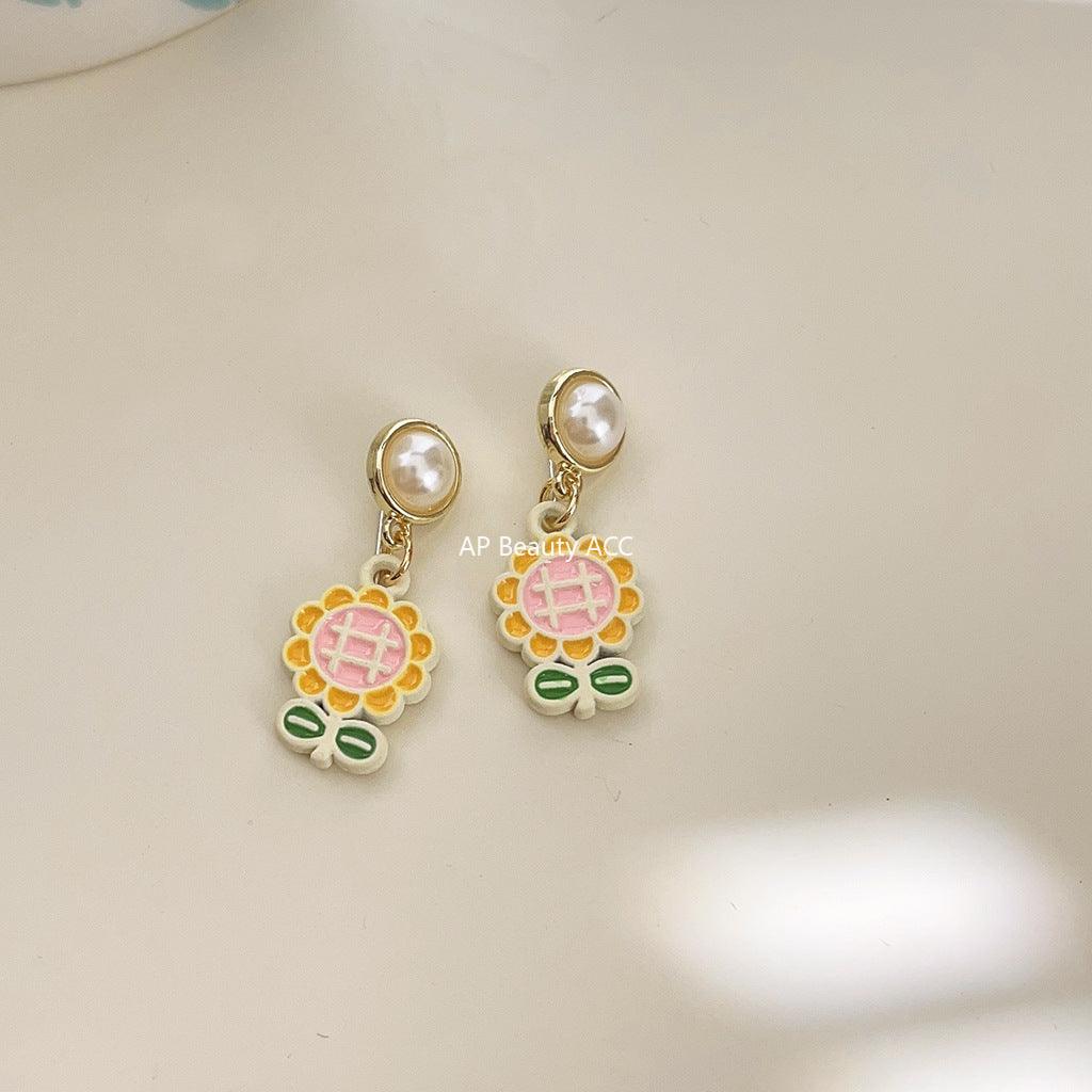 C관 - 봄 여름 청순한 해바라기 꽃 드롭 오일 코팅 14K 도금 은침 귀걸이 [3651] 24.03-4