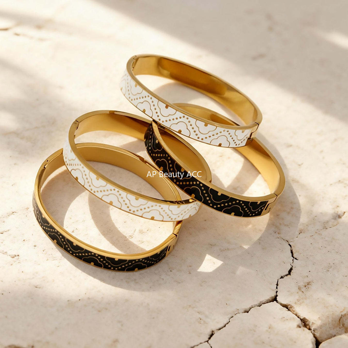 D관 - 스테인리스 스틸 18K 도금 에나멜 문양 버클 팔찌 [Z528] 25.12-3