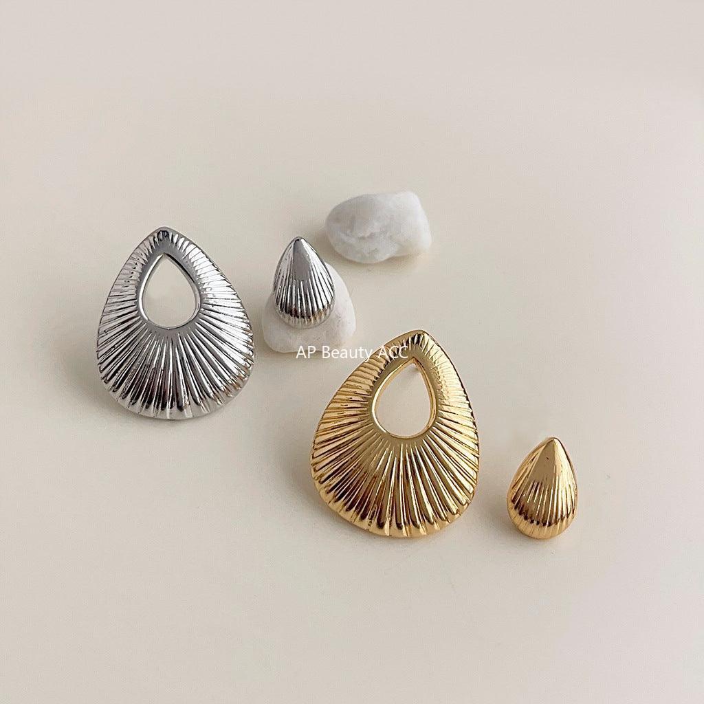 C관 - 프리미엄 18K 도금 비대칭 물방울 디자인 모던 유니크 귀걸이 [3610-3611] 24.03-2