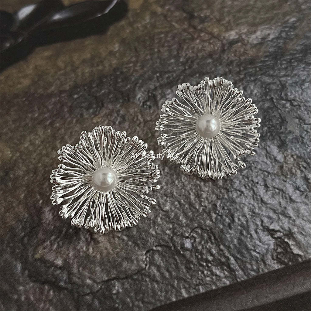 C관 - 디자이너 대형 꽃 고급스러운 신상품 백금 도금 귀걸이 [4471] 24.07-4