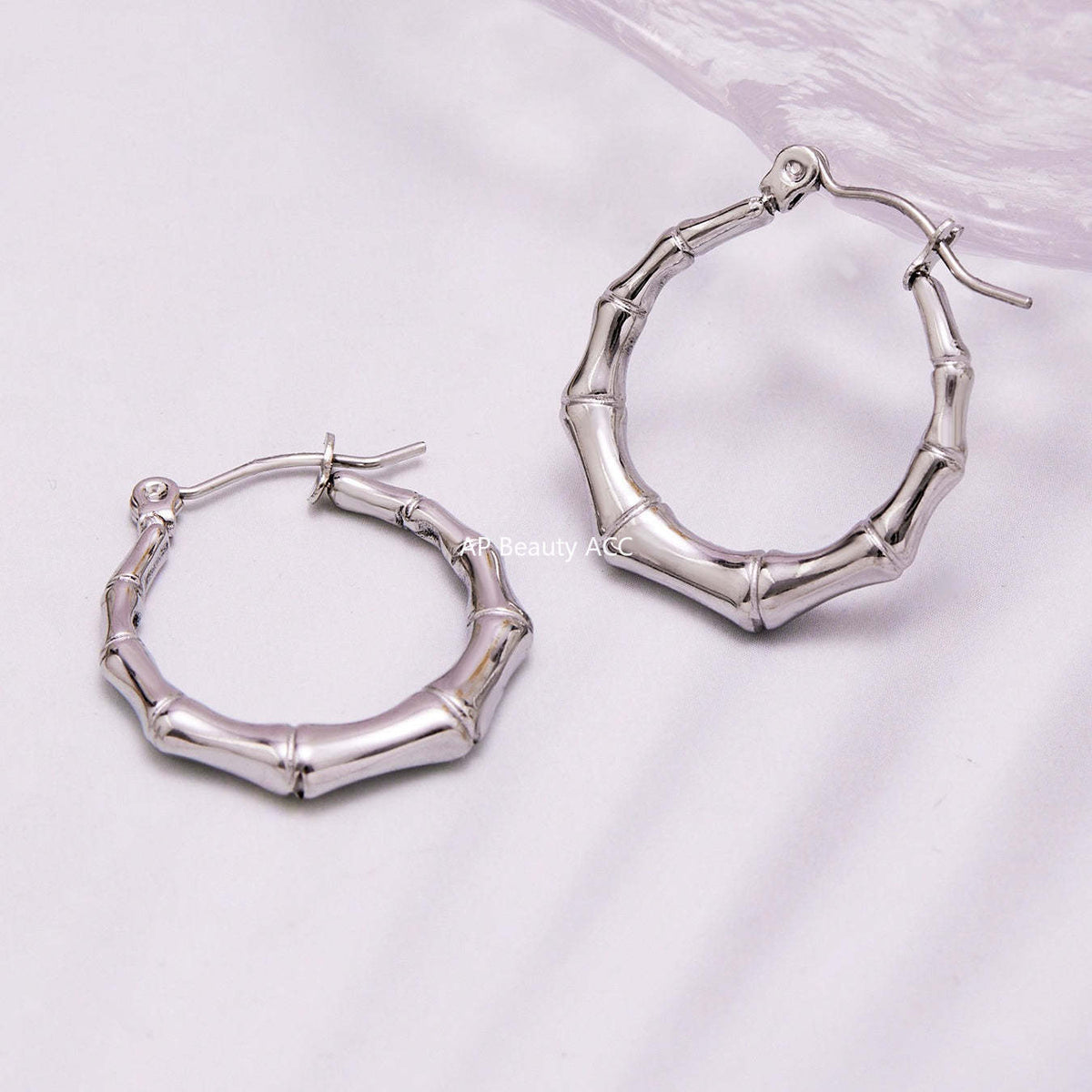 D관 - 스테인리스 18K 도금 대나무 마디 U자형 귀걸이 [F622] 25.10-5