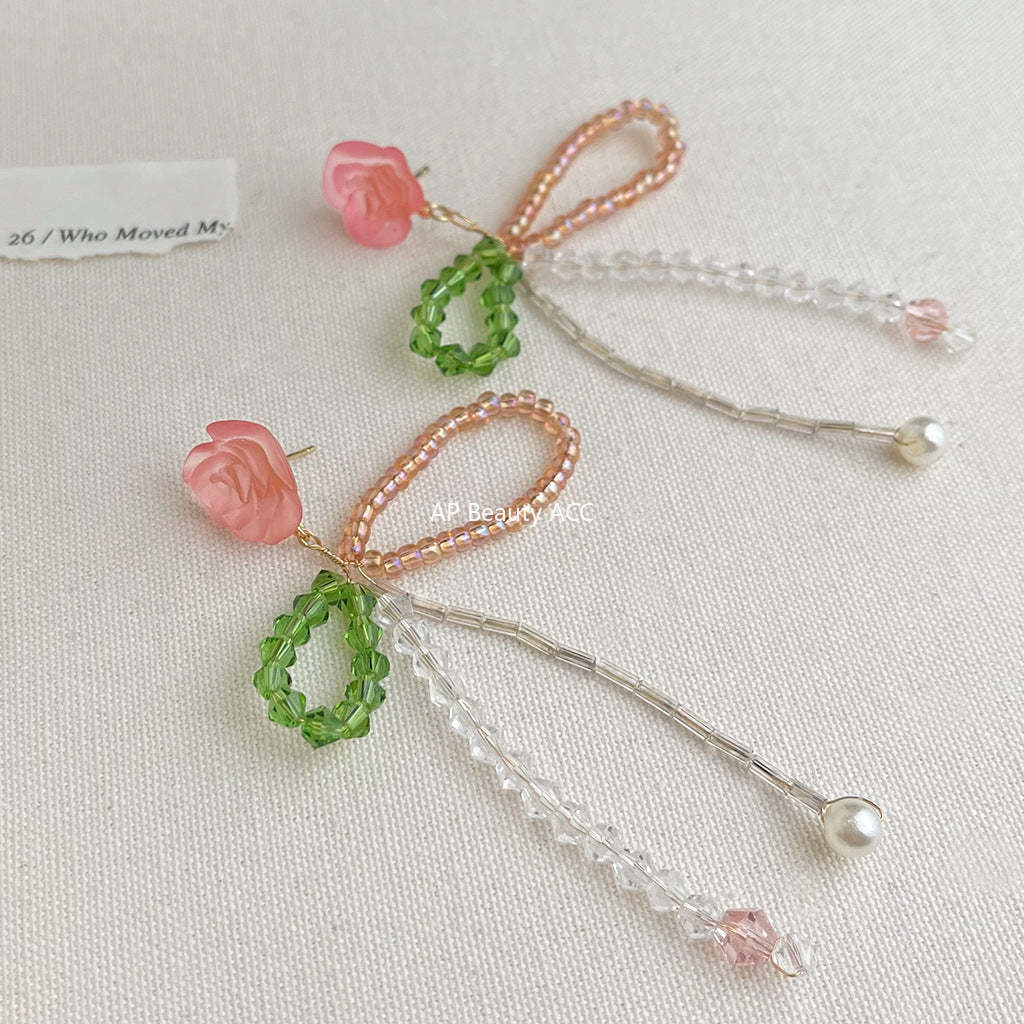 C관 - 글래스 크리스탈 리본 태슬 장미 비즈 귀걸이 [5578] 25.02-3