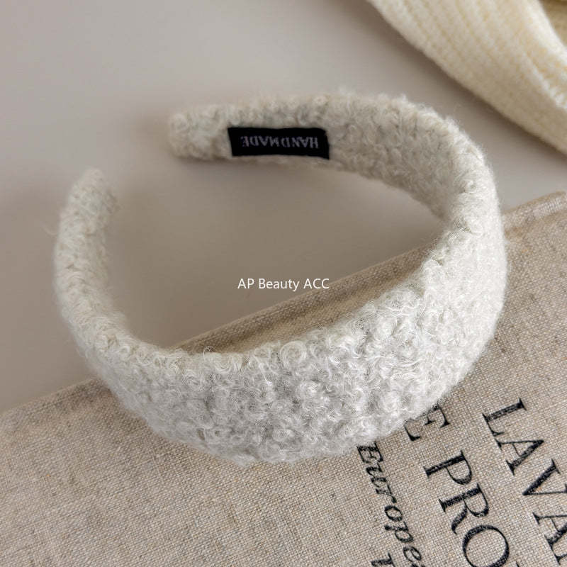 E관 - 양털 퍼 소재 와이드 볼륨 머리띠 [27649] 25.11-1