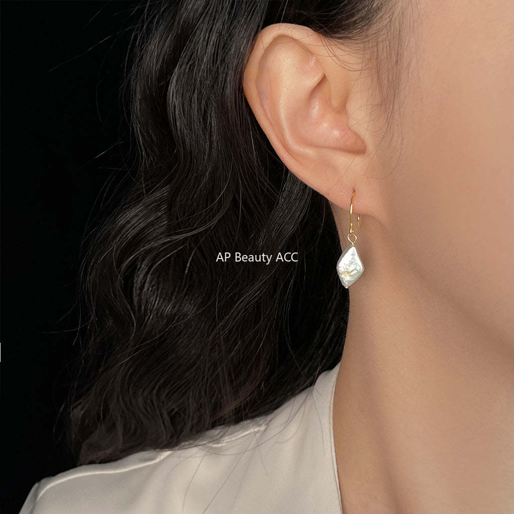 C관 - 핸드메이드 14K 도금 담수 진주 귀걸이 [6500] 25.08-1