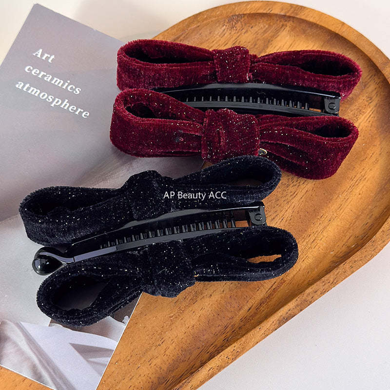 E관 - 글리터 벨벳 리본 모양 바나나 집게핀 [27763] 25.12-1