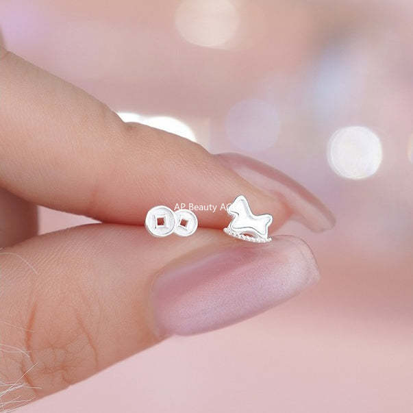 B관 - 999 실버 말 코인 디자인 피어싱 귀걸이 [YC2891E_1] 25.11-3