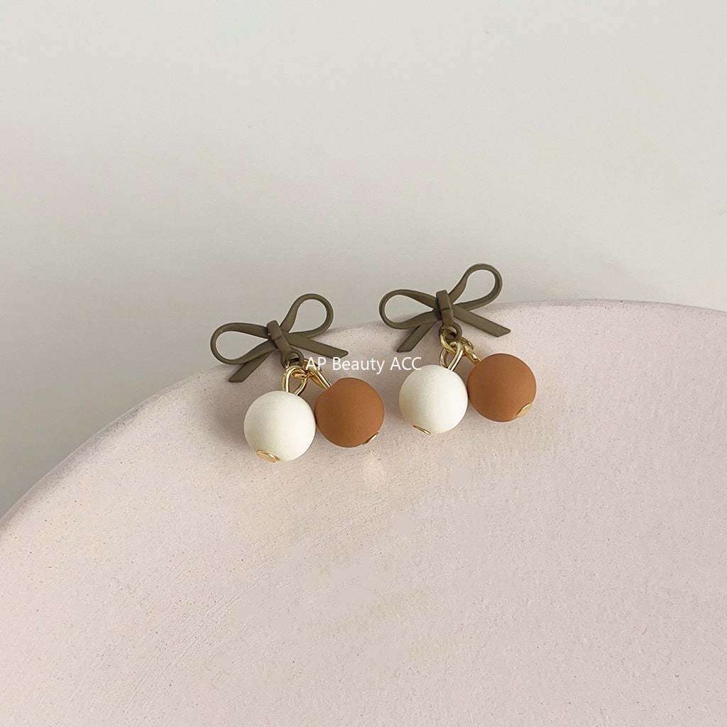 C관 - 간결한 벚꽃 오일 코팅 은침 귀걸이 [3767] 24.04-2