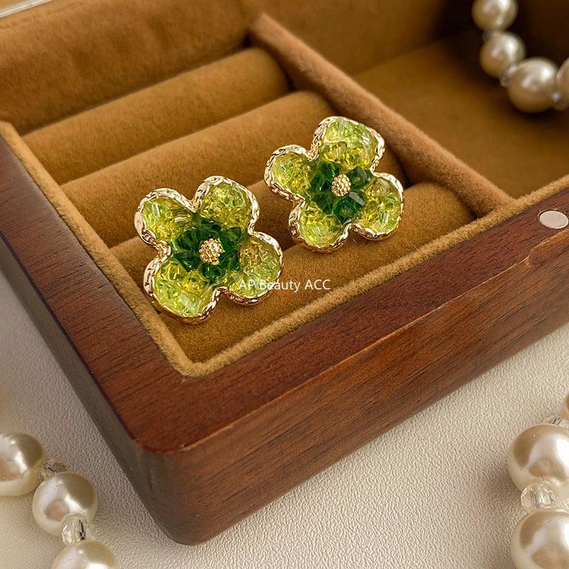 C관 - 18K 도금 은침 그린 크리스탈 플라워 디자인 미니멀 귀걸이 [E18932] 24.03-2