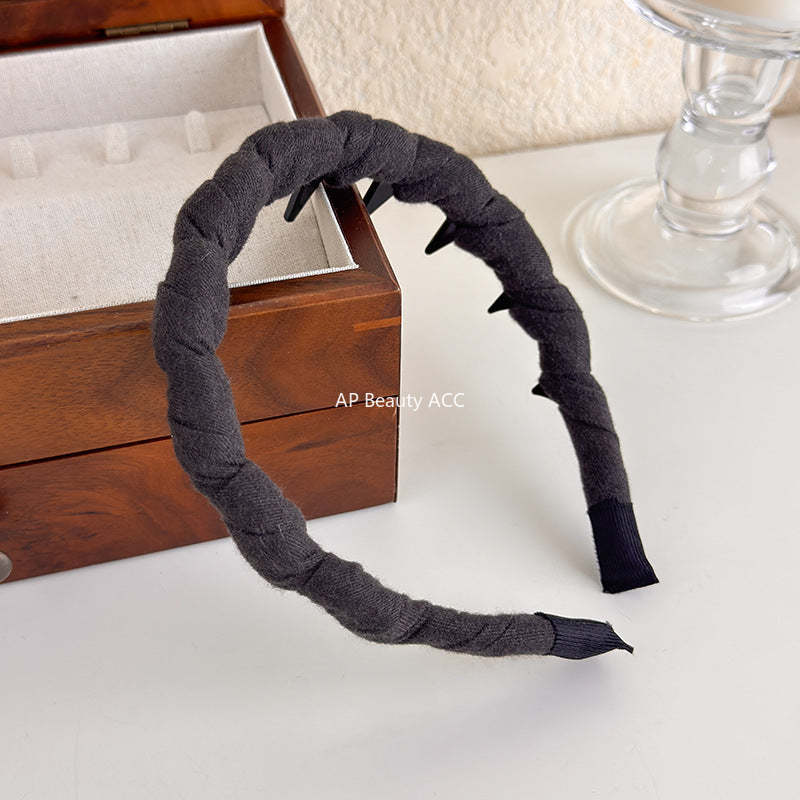 E관 - 소프트 벨벳 패브릭 꼬임 디자인 머리띠 [27499] 25.09-4