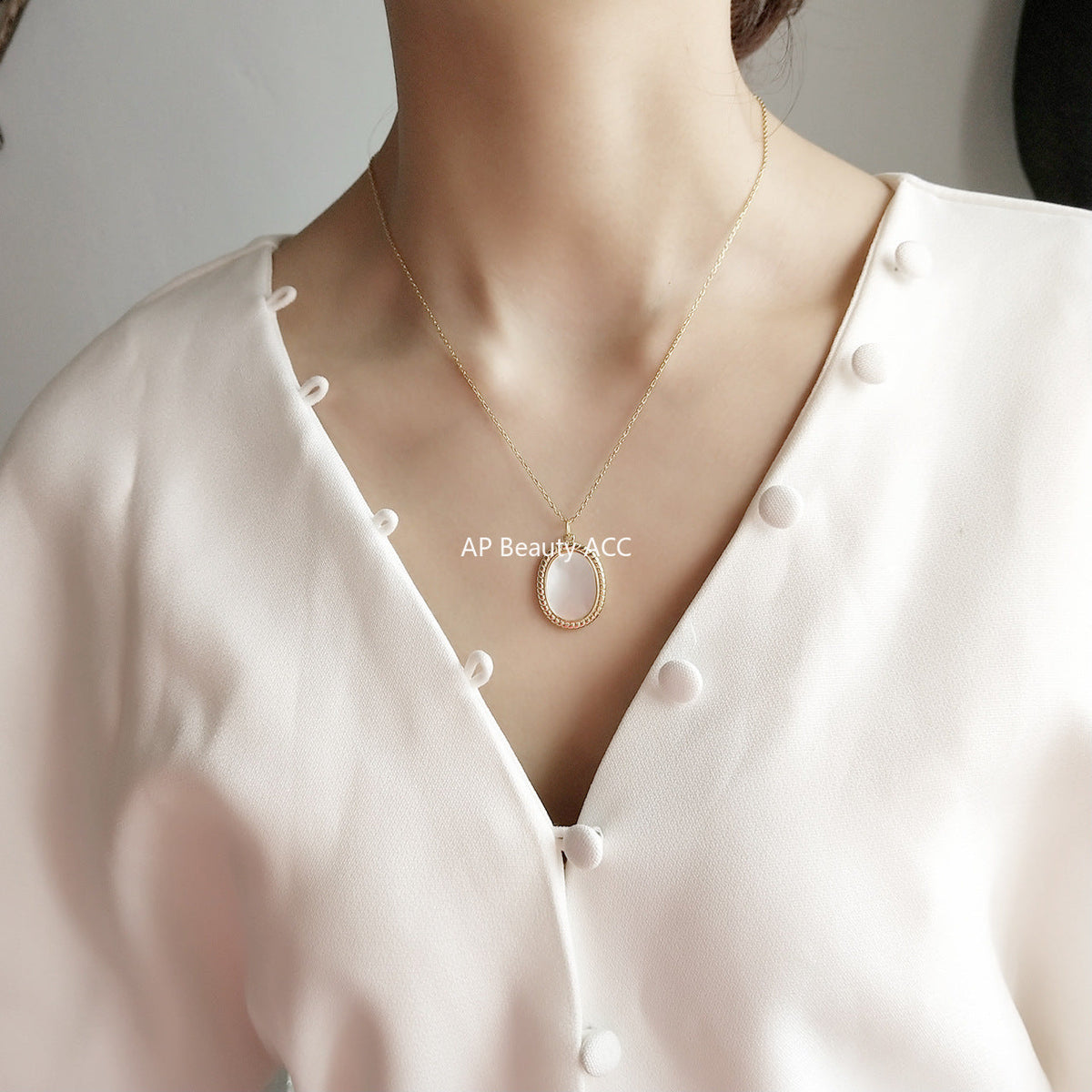 F관 - 925 실버 타원형 자개 펜던트 목걸이 [B467] 25.10-3