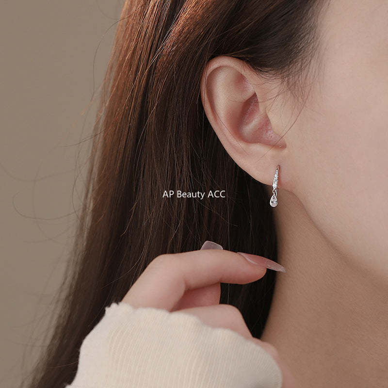 B관 - 925 실버 물방울 큐빅 후크형 귀걸이 [YC8618E_1] 25.02-2
