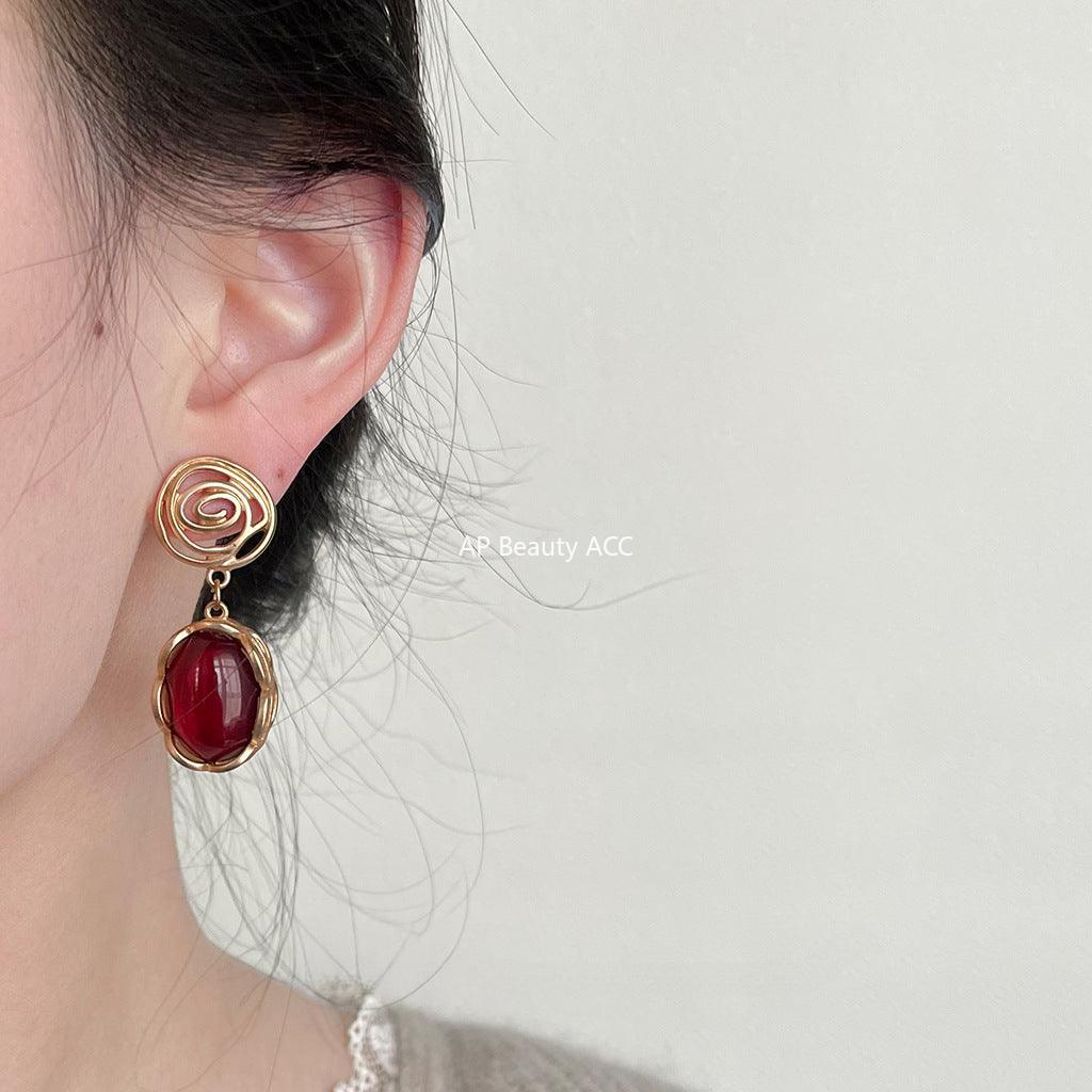 C관 - 14K 도금 홍콩 스타일 빈티지 와인 레드 타원형 에나멜 귀걸이 [3638] 24.03-4