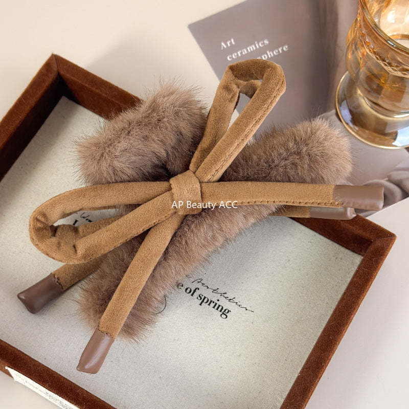 E관 - 브라운 퍼 리본 대형 집게핀 [27715] 25.11-4