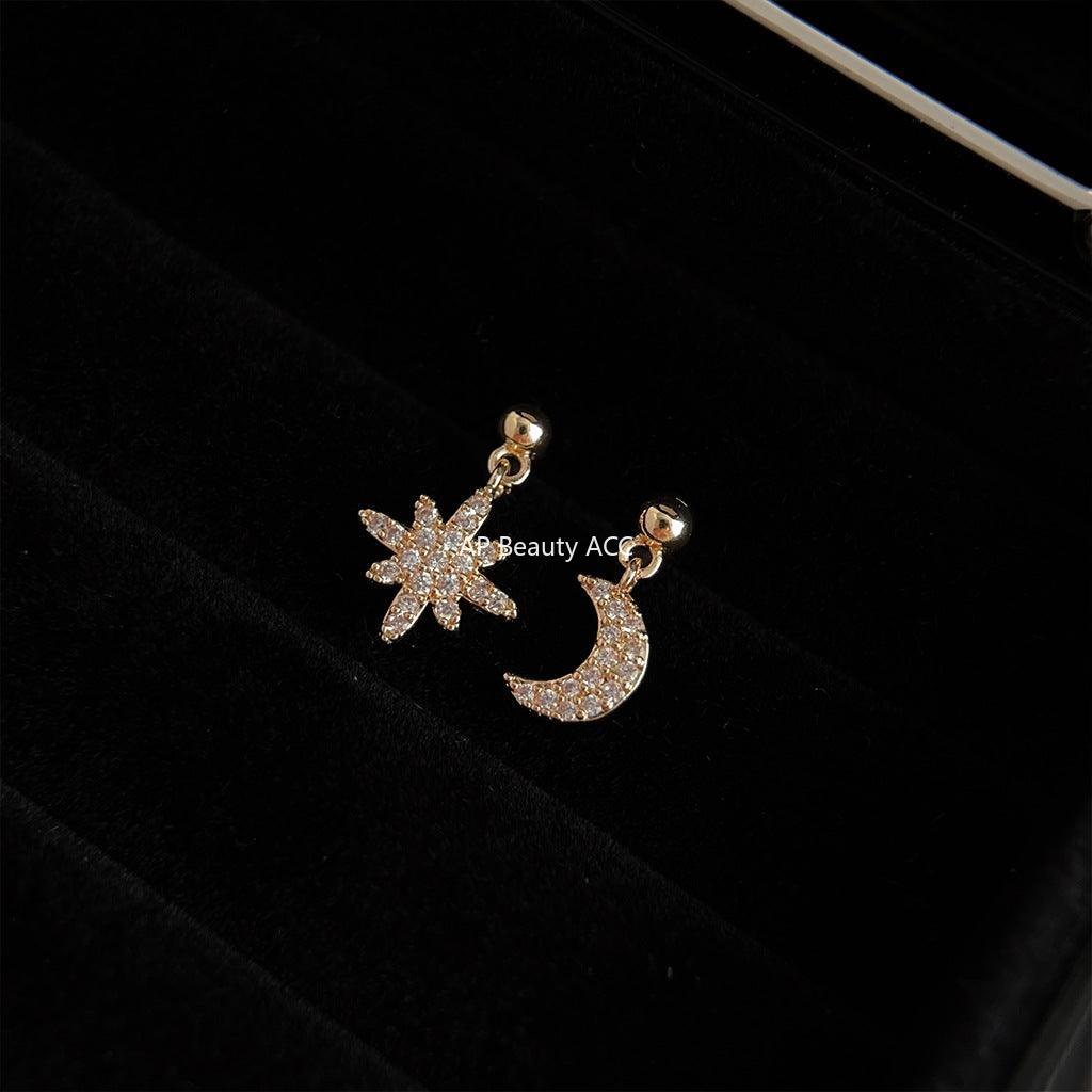 C관 - 미니 큐빅 비대칭 별 달 디자인 14K 도금 은침 유니크 귀걸이 [3616] 24.03-2