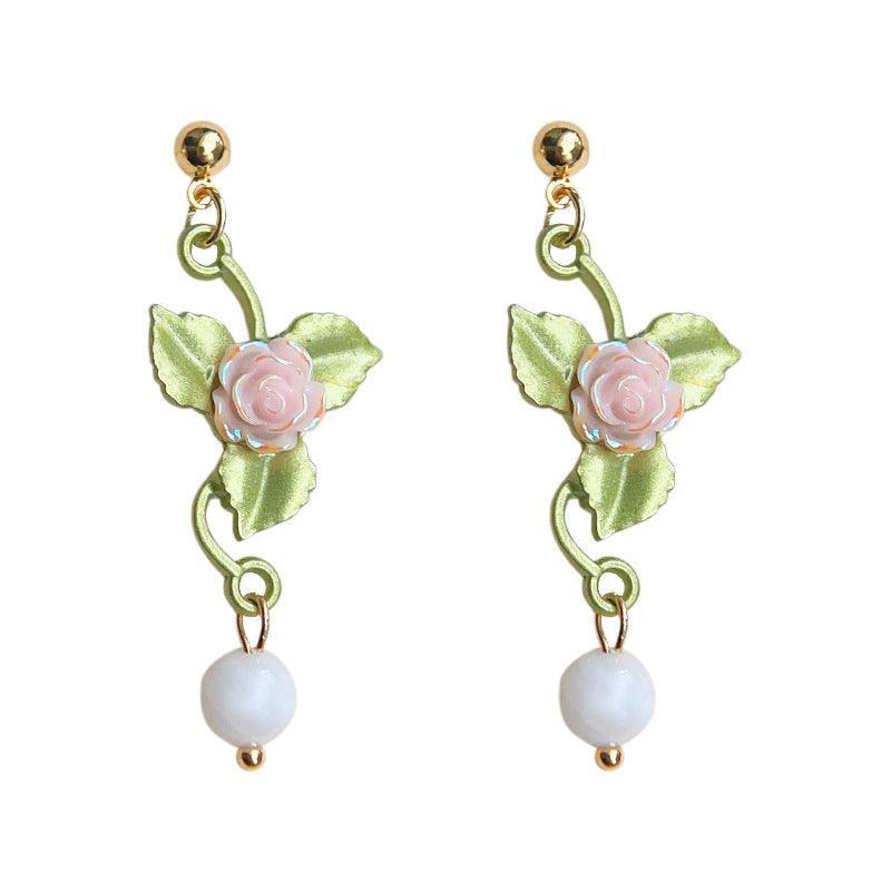 C관 - 14K 도금 오리지날 디자인 핸드 메이드 2024 초경량 꽃 은침 귀걸이 [3652] 24.03-4