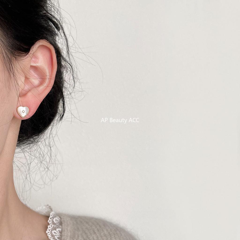 C관 - 14K 도금 은침 미니 자개 하트 큐빅 디자인 귀걸이 [3577-3578] 24.03-1
