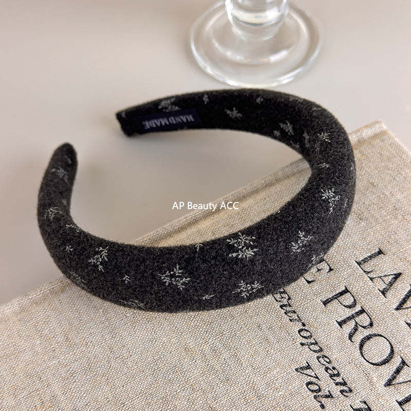 E관 - 레트로 니트 플라워 패턴 쿠션 머리띠 [27633] 25.11-1