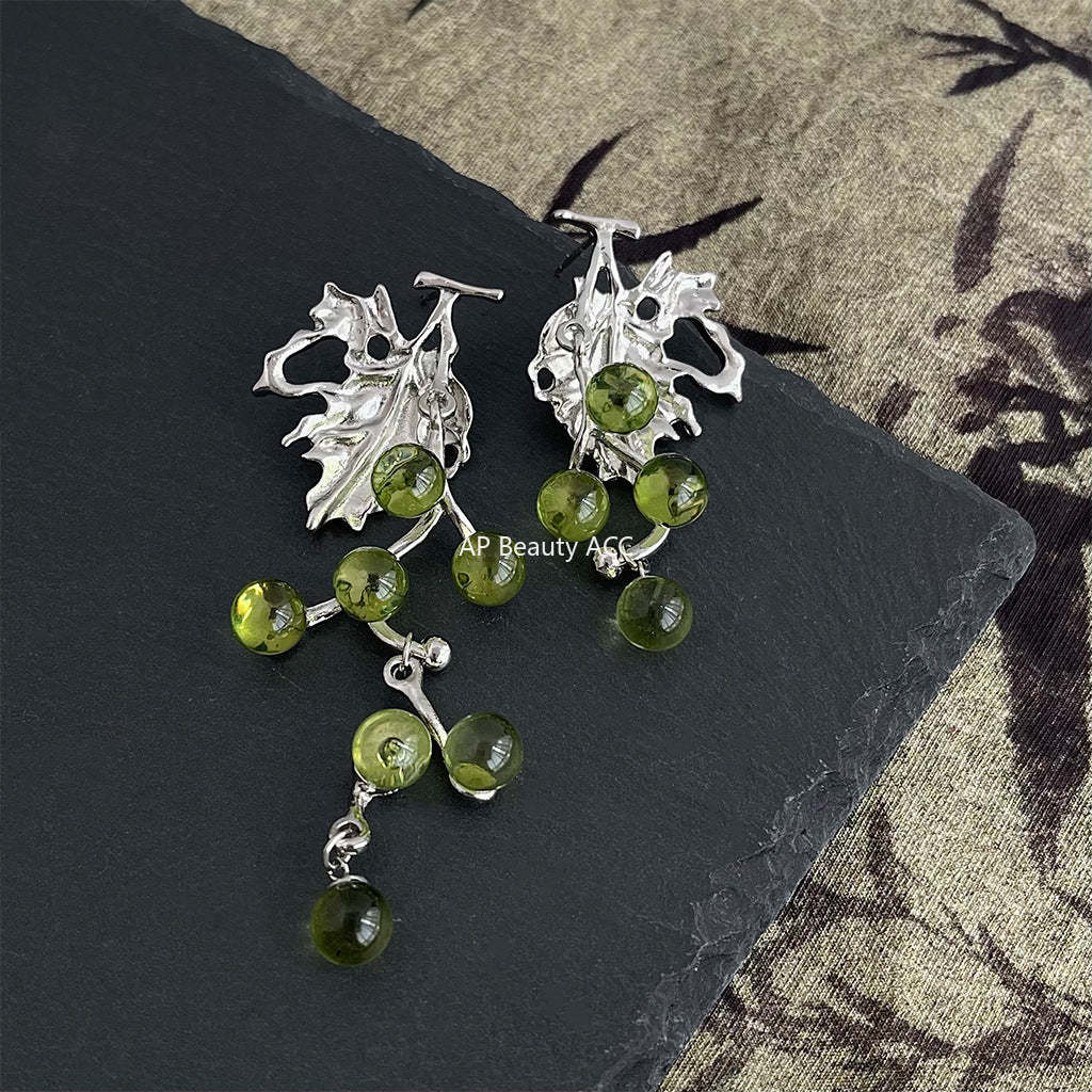 C관 - 과장된 포도 디자이너 독창적 스윗한 귀걸이 [4421] 24.07-1